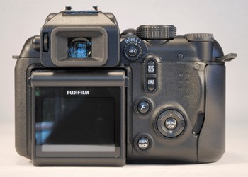 Fujifilm FinePix S9100