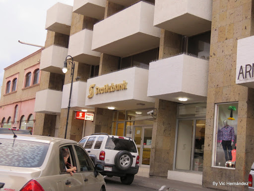Scotiabank Parral, Ojinaga 10, Centro, 33800 Hidalgo del Parral, Chih., México, Ubicación de cajero automático | CHIH