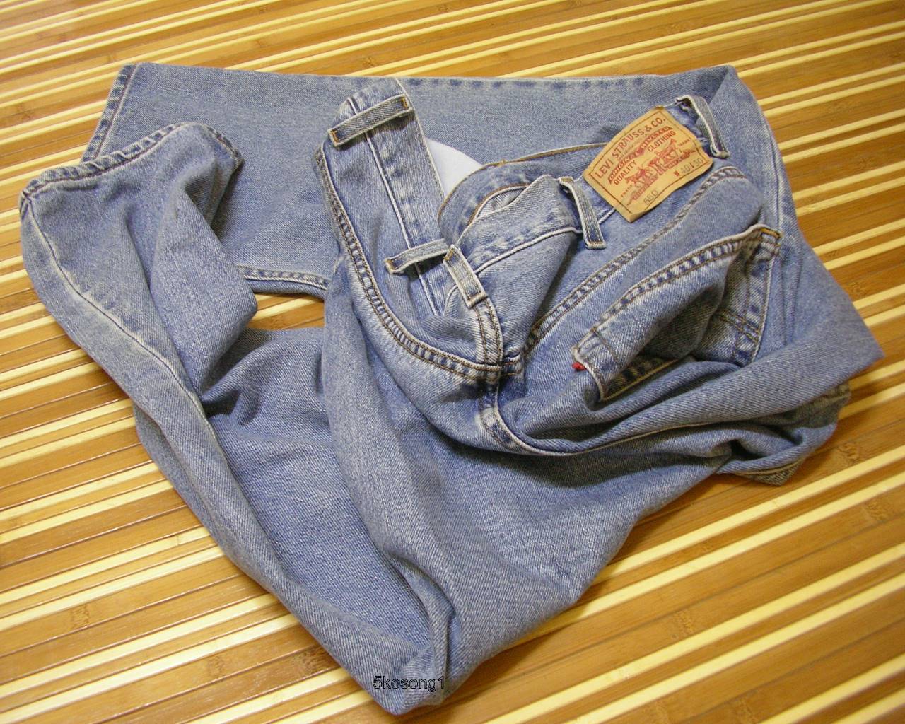 5kosong1: Levi’s 550 Relaxed Fit vs Levi’s 560 Comfort Fit
