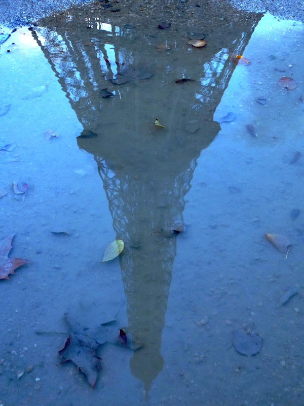 Tour Eiffel sous l'eau P1010769