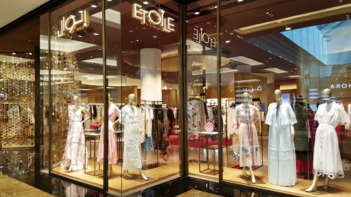 Etoile, Sheikh Zayed Rd - Dubai - United Arab Emirates, Boutique, state Dubai
