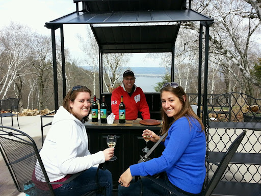River View Vineyard & Winery LLC