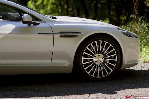 road-test-aston-martin-rapide-003