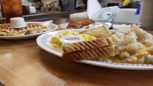 Breakfast Restaurant «Waffle House», reviews and photos, 5685 Bells Ferry Rd, Acworth, GA 30102, USA
