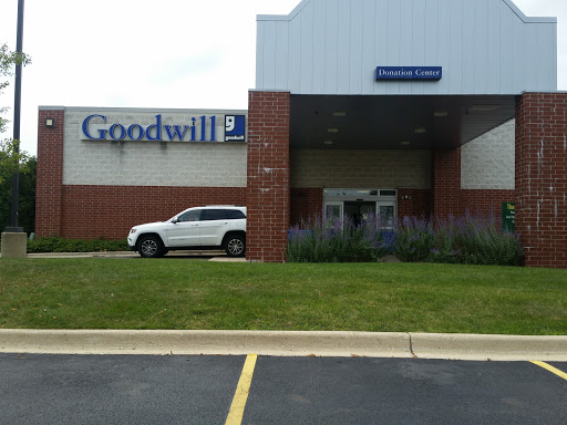 Thrift Store «Goodwill Store & Donation Center», reviews and photos, 539 Fort Hill Dr, Naperville, IL 60540, USA