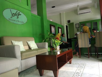 Photos of DS Salon