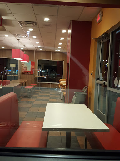 Fast Food Restaurant «KFC», reviews and photos, 7155 Pendleton Pike, Indianapolis, IN 46226, USA