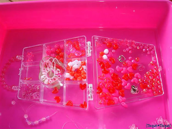 Kit de abalorios de Hello Kitty para niñas de 6 o más años de Toys R Us