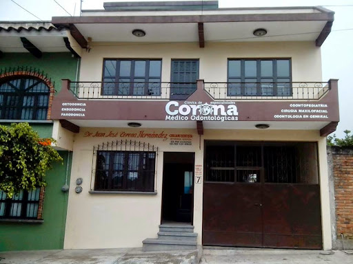 Dentista Corona ( Clínica), Manuel Azueta 3, Emiliano Zapata, 91560 Coatepec, Ver., México, Dentista | VER