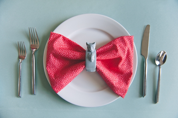 Gray cat shaped napkin rings for cat themed wedding shower