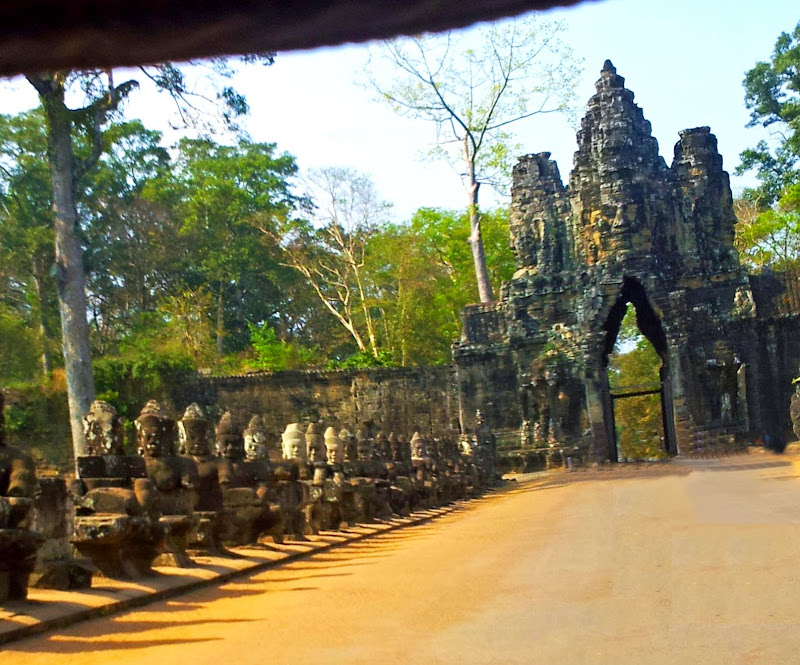 14 Marzo ANGKOR WAT - Tailandia-Angkor-Dubai (11)