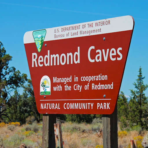 Redmond Caves logo