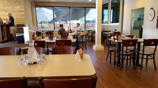 Restaurant «Le Peep Restaurant Highlands Ranch», reviews and photos, 7156 E County Line Rd, Littleton, CO 80126, USA