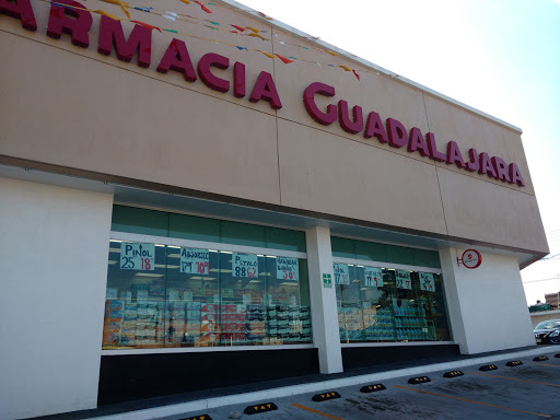 Farmacias Guadalajara, 45589, Capulín 197, Las Huertas, San Pedro Tlaquepaque, Jal., México, Farmacia | JAL