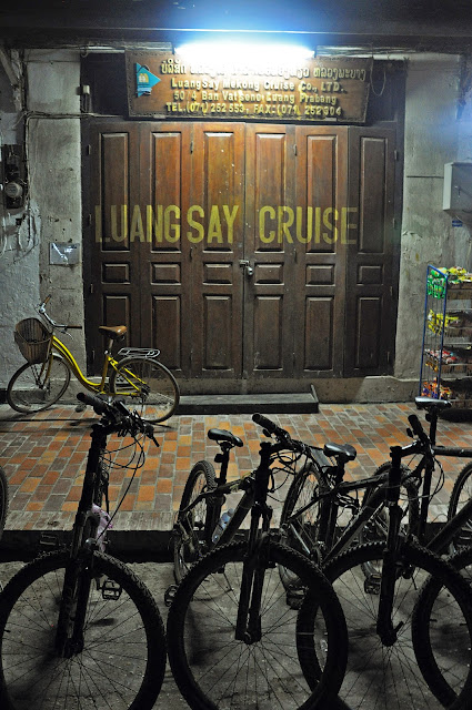 TRECE: vuelta ciclista a Luang Prabang - TAILANDIA A LAOS POR EL MEKONG Y LA ISLA ELEFANTE (15)