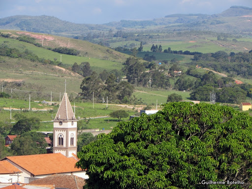 Paróquia de São José de Itumirim, R. Sara Zakhia, 39, Itumirim - MG, 37210-000, Brasil, Local_de_Culto, estado Minas Gerais