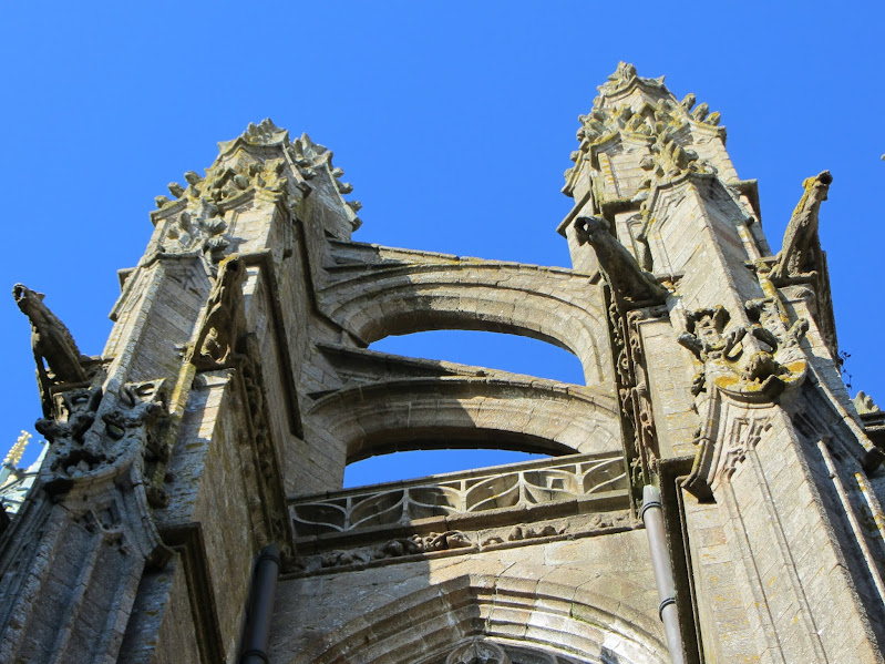 Мон-Сен - Мишель, аббатство и город, где можно поговорить с небом. 