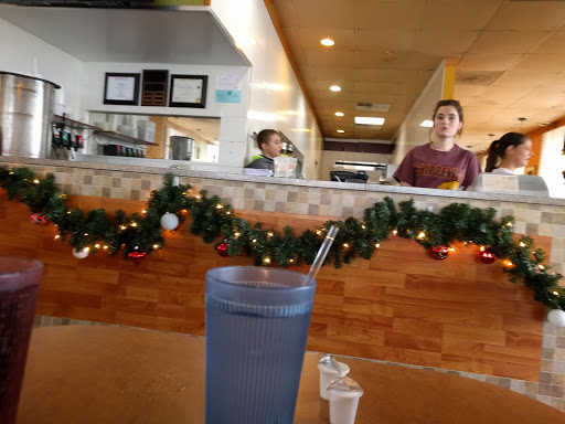Family Restaurant «Maple Coney Island», reviews and photos, 1186 E West Maple Rd, Walled Lake, MI 48390, USA