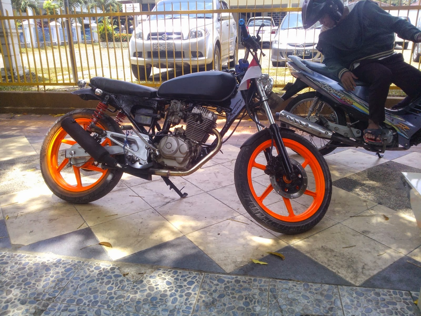 modif honda verza monoshock