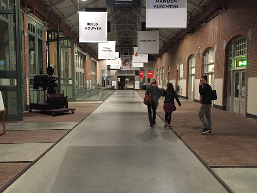 De Hallen
