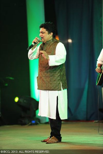 Swanand Kirkire performs during the Times of India Social Impact Awards, held in Delhi. 