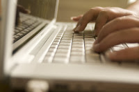 Creative Commons (Public domain) image of hands on computer keyboard, typing