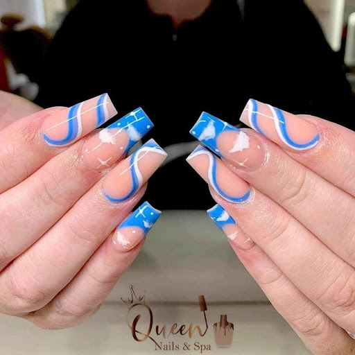 QUEEN NAILS AND SPA logo