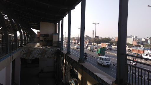 Mansarovar Park, Shahdara Flyover, Jhilmil Industrial Area, Shahdara, New Delhi, Delhi 110095, India, Train_Station, state UP