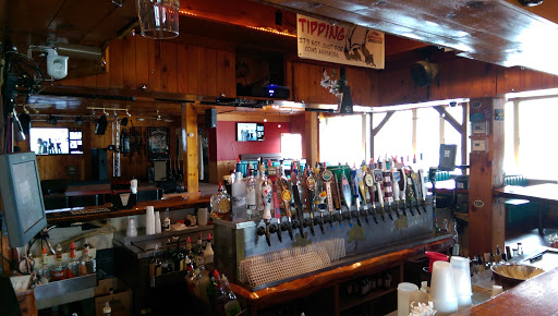 Pub «King Neptunes Pub and Night Club», reviews and photos, 1 Kurosaka Ln, Lake George, NY 12845, USA