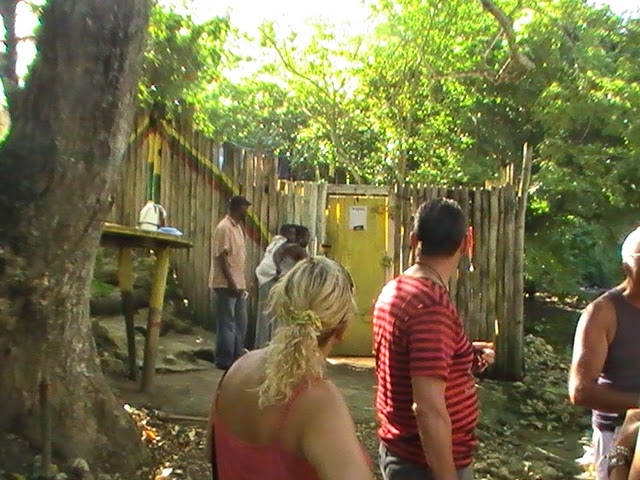 MERCADO OCHO RIOS Y FUENTE MEDICINAL 25/09/10 - JAMAICA,UN VERGEL EN EL CARIBE (3)