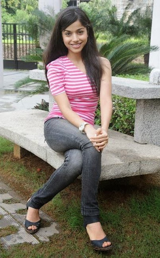 Aparnaa Bajpai Photos