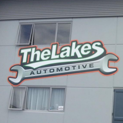 The Lakes Automotive logo
