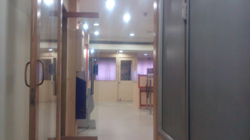 HDFC Bank ATM, 136/115, Hill Cart Rd, Ward 11, Hakim Para, Siliguri, West Bengal 734001, India, Private_Sector_Bank, state WB