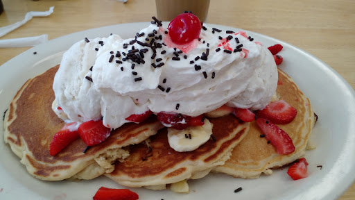 Restaurant «Pancake Sundaes», reviews and photos, 266 Elm St, Westfield, MA 01085, USA