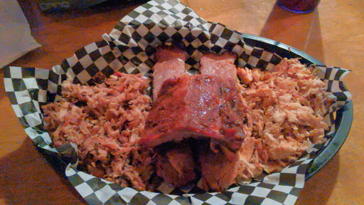 Barbecue Restaurant «Murky Waters Gulfport», reviews and photos, 1320 27th Ave, Gulfport, MS 39501, USA