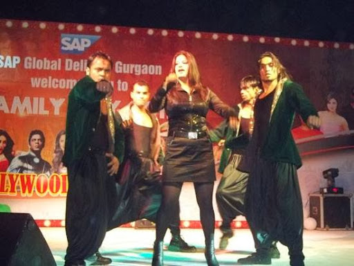 Vibration Dance Troupe & Academy, 90/3B, Ground Floor, Near Govt. Sr. Sec. School, Malviya Nagar, New Delhi, Delhi 110017, India, Dance_Company, state UP