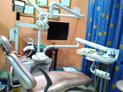 Miracle Dental Clinic Etawah, 86, Ajeet Nagar, Tulsi Nagar, Friends Colony, Etawah, Uttar Pradesh 206001, India, Dental_Clinic, state UP