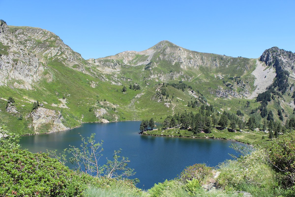 Le pic de Tarbesou, le lac Bleu et le lac Noir IMG_3614