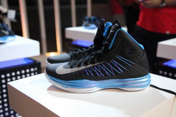 pintar sufrimiento Especialmente Nike+ Basketball Lunar Hyperdunk 2012+ Launch Date | NIKE LEBRON - LeBron  James Shoes