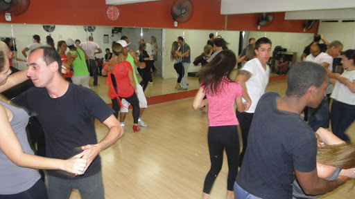 Clube Latino Escola de Dança, R. da Consolação, 2416 - Consolação, São Paulo - SP, 01301-100, Brasil, Entretenimento_Clubes_de_dança, estado São Paulo