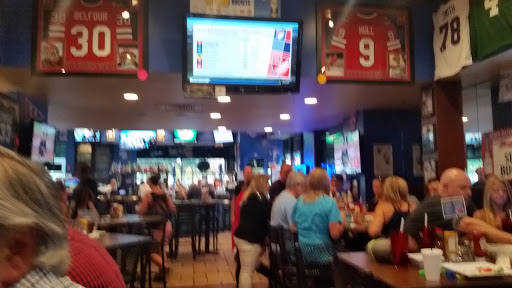 Sports Bar «Friendly Confines Sports Restaurant», reviews and photos, 7025 Co Rd 46A, Lake Mary, FL 32746, USA
