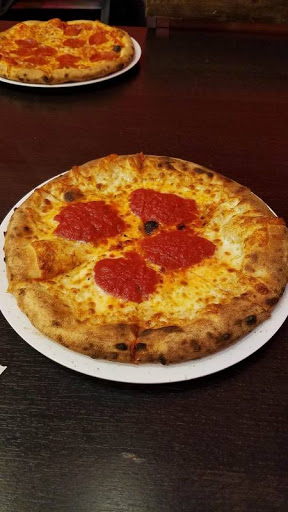 Pizza Restaurant «1000 Degrees Neapolitan Pizzeria», reviews and photos, 640 Commons Way #4282, Bridgewater, NJ 08807, USA