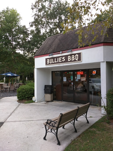 Barbecue Restaurant «Bullies BBQ», reviews and photos, 3 Regency Pkwy, Hilton Head Island, SC 29928, USA
