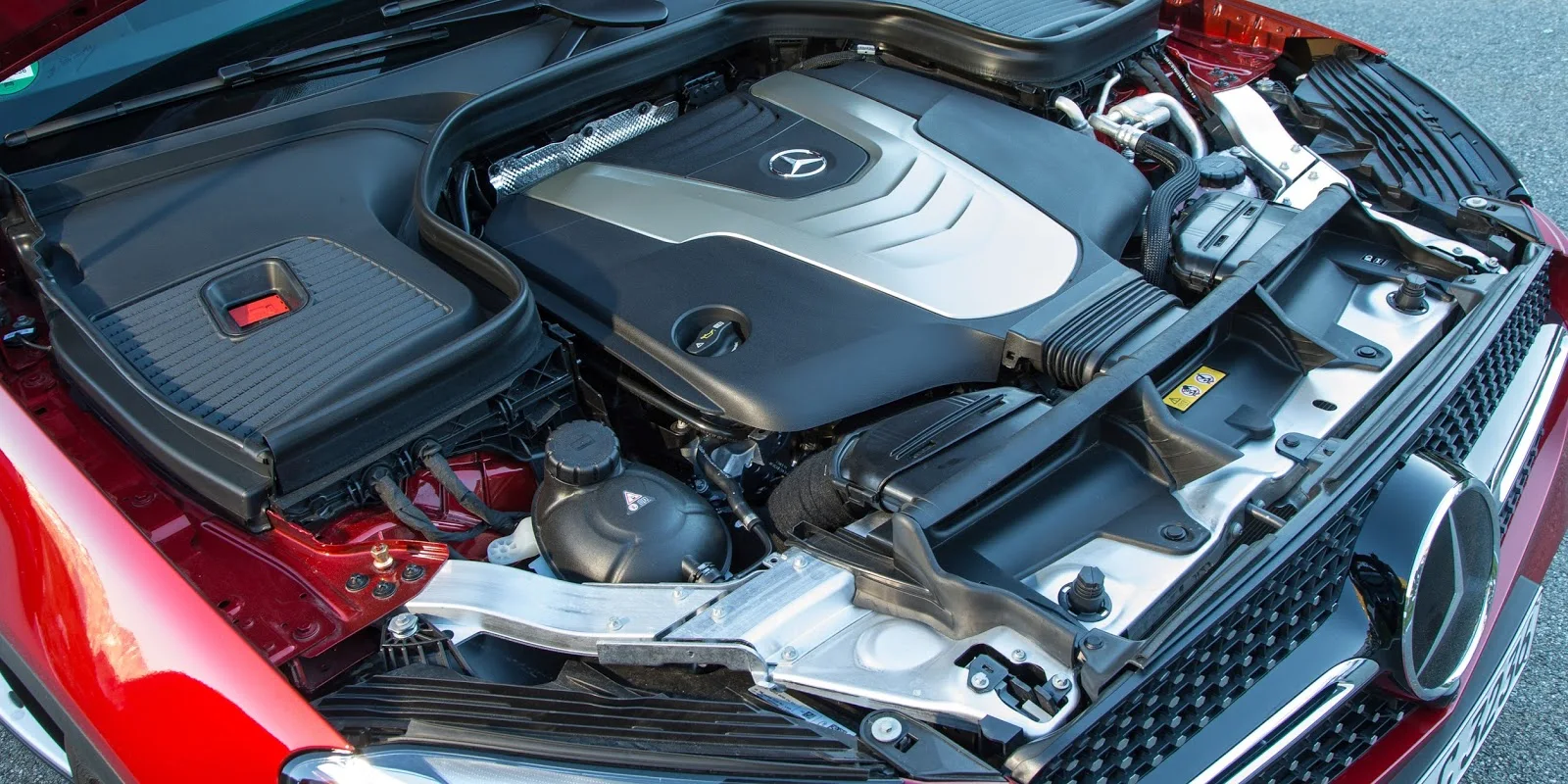 GLC Coupe sẽ có nhiều phiên bản chạy xăng, dầu, điện đa dạng