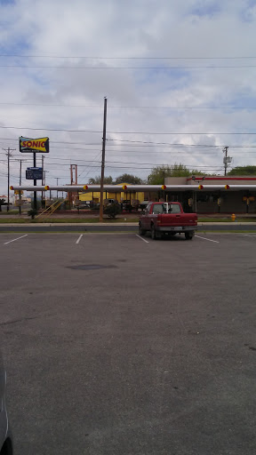 Fast Food Restaurant «Sonic Drive-In», reviews and photos, 3500 Ayers St, Corpus Christi, TX 78415, USA