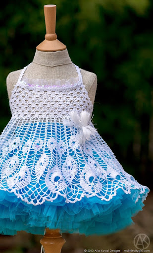 ورشة فستان العيد للبنوتات الصغار  Peacock0412