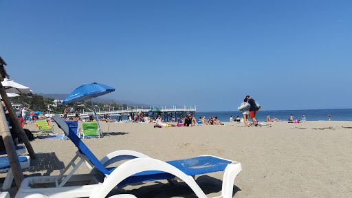 Paradise Cove Beach