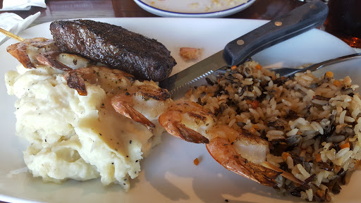 Seafood Restaurant «Red Lobster», reviews and photos, 4215 13th Ave S, Fargo, ND 58103, USA
