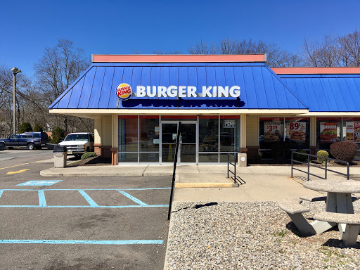 Fast Food Restaurant «Burger King», reviews and photos, 209 E St Georges Ave, Roselle, NJ 07203, USA