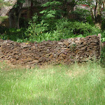 Stone wall next to track (93865)